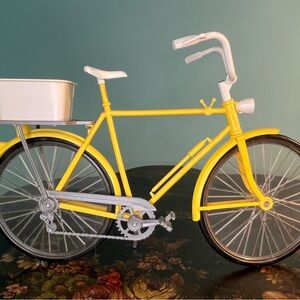 Barbie 1970 Yellow and Gray Cruiser Bicycle